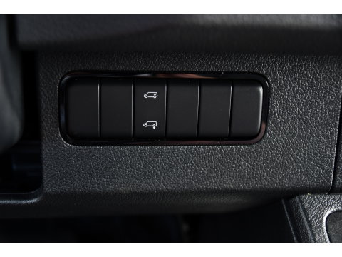 Mercedes-Benz Sprinter 319 1.9 CDI L2H2 Pro Black Edition FACELIFT! Adaptieve Cruise, luchtvering, Camera, LED, 10,5'' Mbux, Standkachel, Stoelverwarming, Sensoren, Uniek!