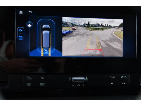 Mercedes-Benz Sprinter 319 1.9 CDI L2H2 Pro Black Edition FACELIFT! Adaptieve Cruise, luchtvering, Camera, LED, 10,5'' Mbux, Standkachel, Stoelverwarming, Sensoren, Uniek!