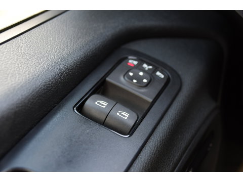 Mercedes-Benz Sprinter 319 1.9 CDI L2H2 Pro Black Edition FACELIFT! Adaptieve Cruise, luchtvering, Camera, LED, 10,5'' Mbux, Standkachel, Stoelverwarming, Sensoren, Uniek!