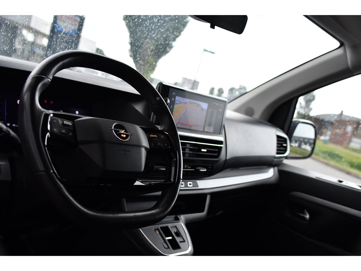 Opel Vivaro 2.2 BlueHDI L3 DC Black Edition FULL OPTIONS! Adaptieve Cruise, Camera, Virtual, 2 x Schuifdeur, Leder, Stuur/Stoel verwarming, 180pk, Automaat, LED, Uniek!