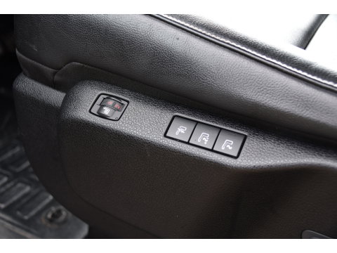 Opel Vivaro 2.2 BlueHDI L3 DC Black Edition FULL OPTIONS! Adaptieve Cruise, Camera, Virtual, 2 x Schuifdeur, Leder, Stuur/Stoel verwarming, 180pk, Automaat, LED, Uniek!