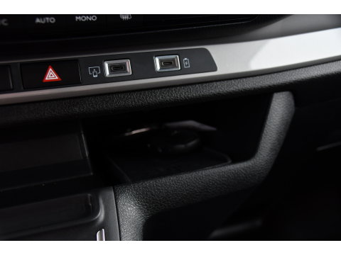 Opel Vivaro 2.2 BlueHDI L3 DC Black Edition FULL OPTIONS! Adaptieve Cruise, Camera, Virtual, 2 x Schuifdeur, Leder, Stuur/Stoel verwarming, 180pk, Automaat, LED, Uniek!