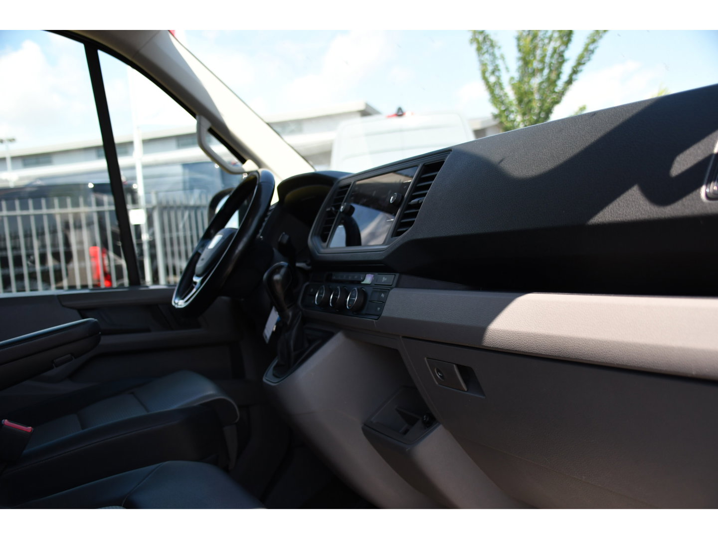 MAN TGE 3.180 35 2.0 L3H3 PB Edition Adaptieve Cruise, Camera, Carplay, LED, Clima, Stoelverwarming, Sensoren, Trekhaak, 177pk, Automaat, Uniek!
