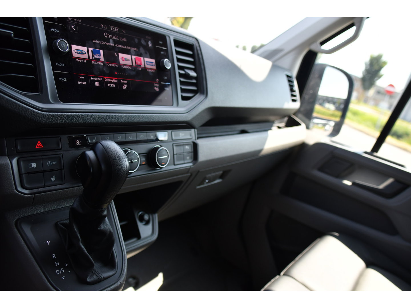 MAN TGE 3.180 35 2.0 L3H3 PB Edition Adaptieve Cruise, Camera, Carplay, LED, Clima, Stoelverwarming, Sensoren, Trekhaak, 177pk, Automaat, Uniek!
