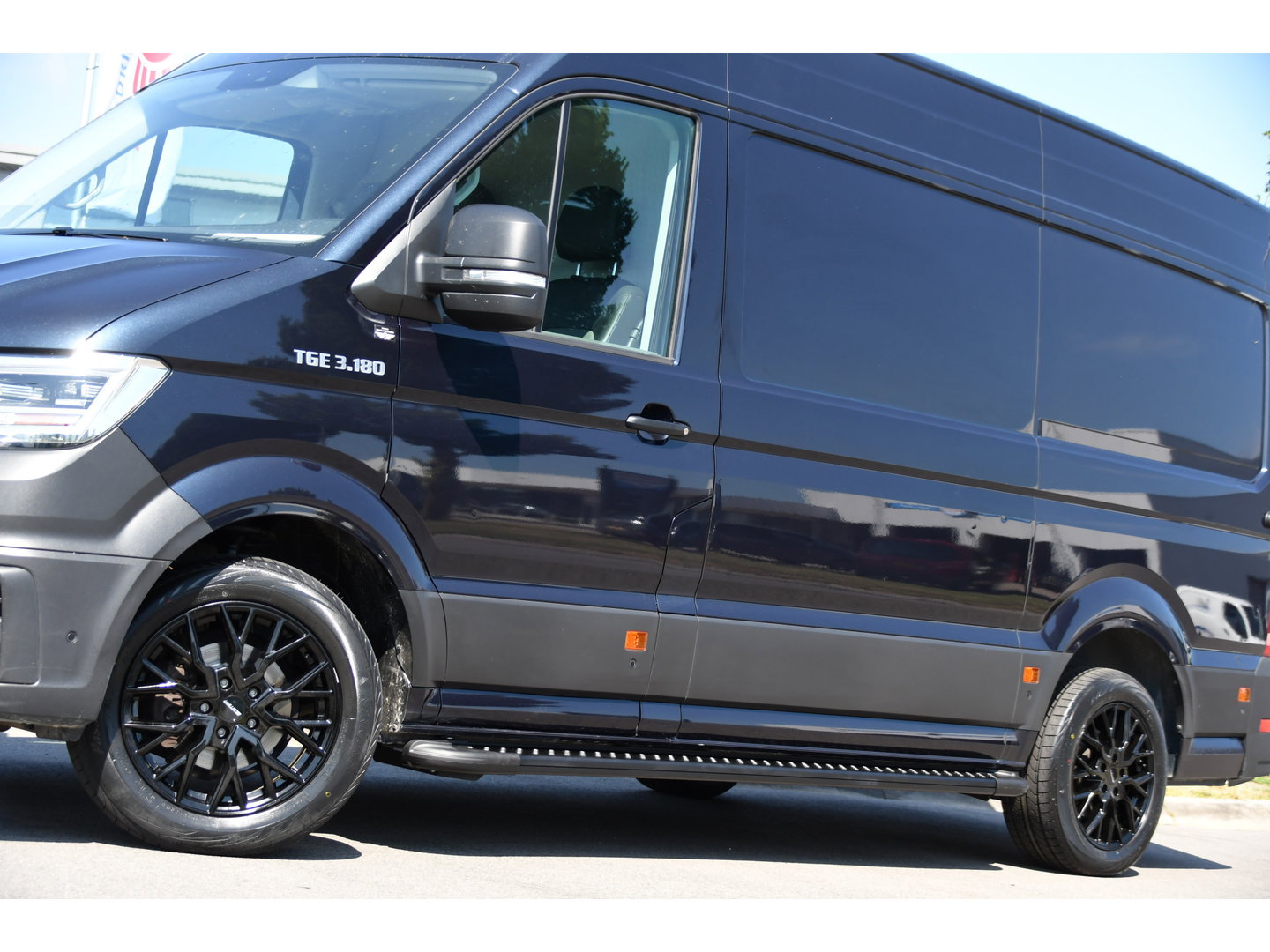 MAN TGE 3.180 35 2.0 L3H3 PB Edition Adaptieve Cruise, Camera, Carplay, LED, Clima, Stoelverwarming, Sensoren, Trekhaak, 177pk, Automaat, Uniek!