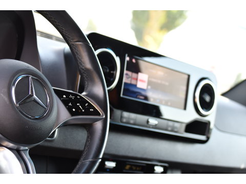 Mercedes-Benz Sprinter 315 1.9 CDI L2 Pro PB Edition FACELIFT! Adaptieve Cruise, Camera, Carplay, LED, Automaat, 10,5'' Mbux, 150pk, Clima, binnenspiegel camera, Uniek!