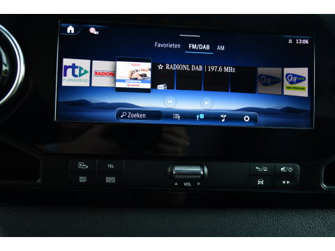 Mercedes-Benz Sprinter 315 1.9 CDI L2 Pro PB Edition FACELIFT! Adaptieve Cruise, Camera, Carplay, LED, Automaat, 10,5'' Mbux, 150pk, Clima, binnenspiegel camera, Uniek!