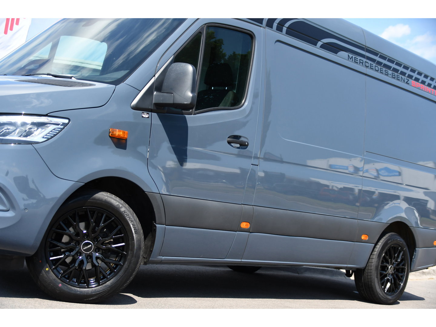 Mercedes-Benz Sprinter 315 1.9 CDI L2 Pro PB Edition FACELIFT! Adaptieve Cruise, Camera, Carplay, LED, Automaat, 10,5'' Mbux, 150pk, Clima, binnenspiegel camera, Uniek!