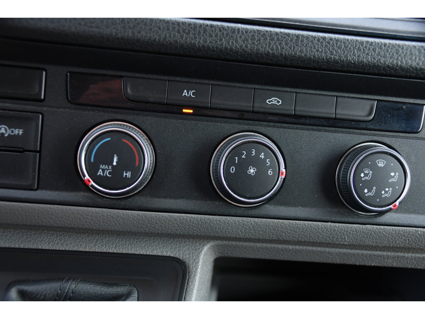 MAN TGE 3.140 35 2.0 L3H3 PB Edition Camera, Carplay, LED, Automaat, 140pk, Geveerde stoel, Trekhaak, Multimedia, Sensoren, Uniek!