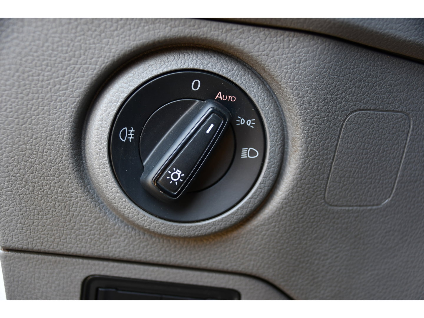 MAN TGE 3.140 35 2.0 L3H3 PB Edition Camera, Carplay, LED, Automaat, 140pk, Geveerde stoel, Trekhaak, Multimedia, Sensoren, Uniek!