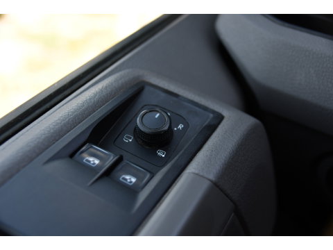 MAN TGE 3.140 35 2.0 L3H3 PB Edition Camera, Carplay, LED, Automaat, 140pk, Geveerde stoel, Trekhaak, Multimedia, Sensoren, Uniek!