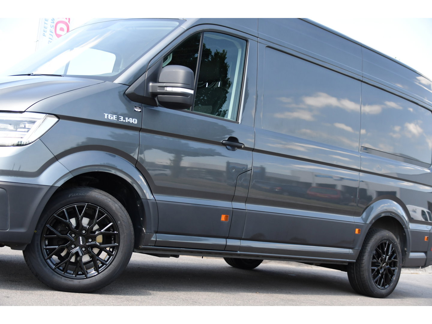 MAN TGE 3.140 35 2.0 L3H3 PB Edition Camera, Carplay, LED, Automaat, 140pk, Geveerde stoel, Trekhaak, Multimedia, Sensoren, Uniek!