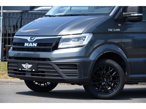 MAN TGE 3.140 35 2.0 L3H3 PB Edition Camera, Carplay, LED, Automaat, 140pk, Geveerde stoel, Trekhaak, Multimedia, Sensoren, Uniek!