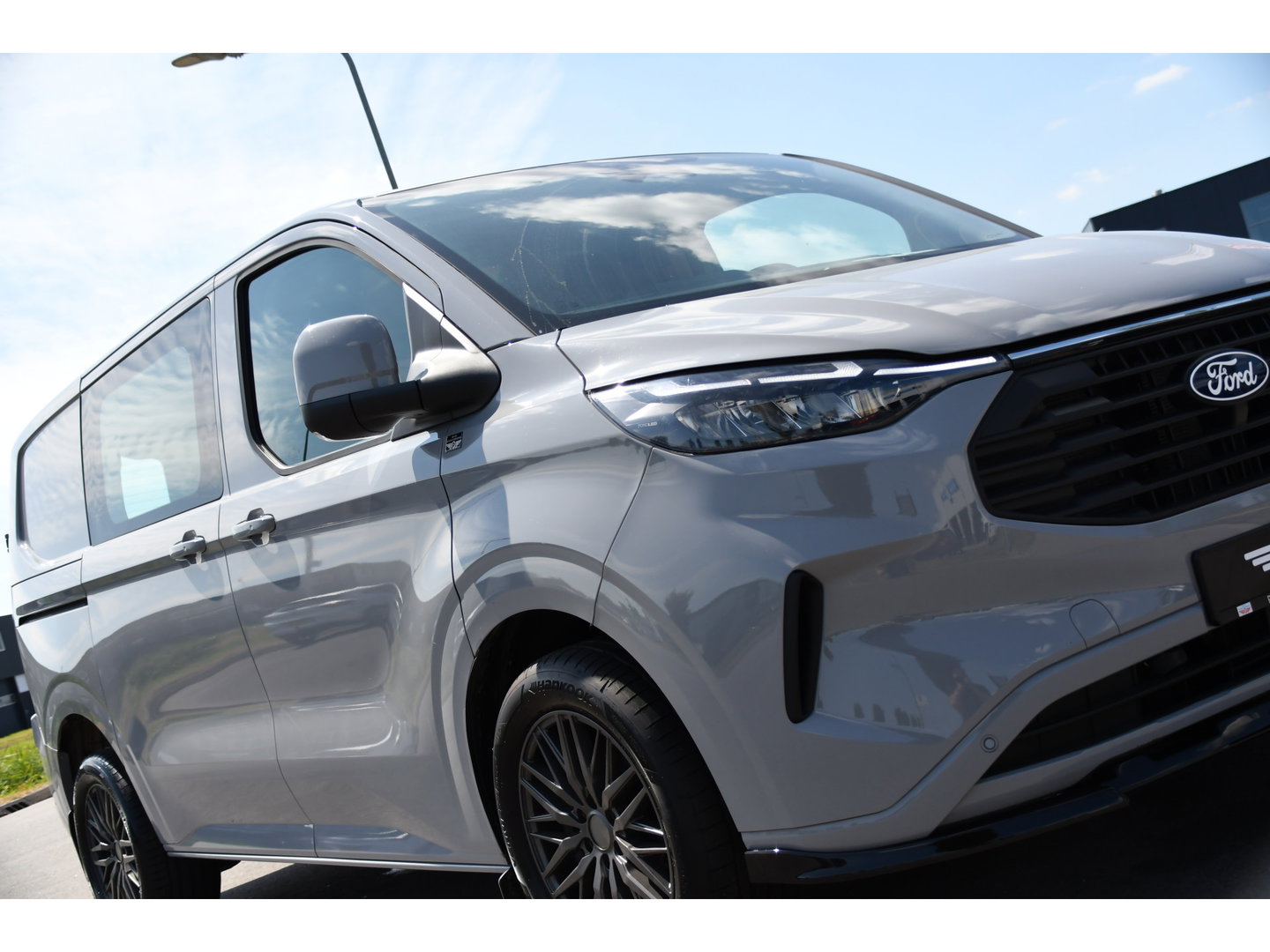 Ford Transit Custom 300 2.0 TDCI L1H1 Limited PB Edition Virtual, Camera, Cruise, Carplaym LED, Stoelverwarming, 136pk, Automaat, Luxe stoel, Sensoren, Multimedia, Uniek!