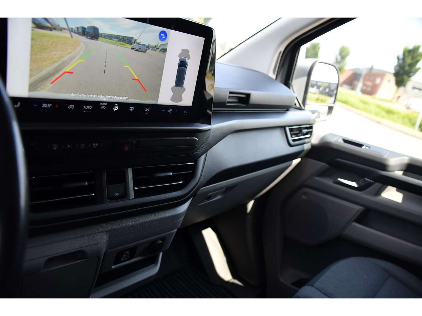 Ford Transit Custom 300 2.0 TDCI L1H1 Limited PB Edition Virtual, Camera, Cruise, Carplaym LED, Stoelverwarming, 136pk, Automaat, Luxe stoel, Sensoren, Multimedia, Uniek!