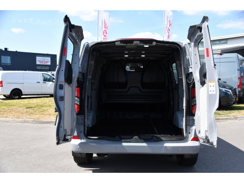 Ford Transit Custom 300 2.0 TDCI L1H1 Limited PB Edition Virtual, Camera, Cruise, Carplaym LED, Stoelverwarming, 136pk, Automaat, Luxe stoel, Sensoren, Multimedia, Uniek!