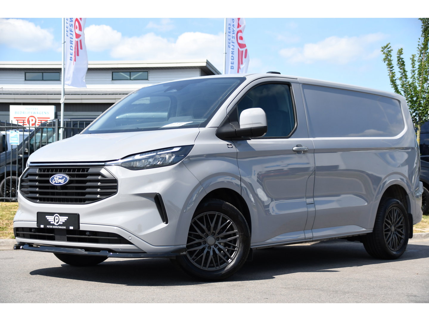 Ford Transit Custom 300 2.0 TDCI L1H1 Limited PB Edition Virtual, Camera, Cruise, Carplaym LED, Stoelverwarming, 136pk, Automaat, Luxe stoel, Sensoren, Multimedia, Uniek!