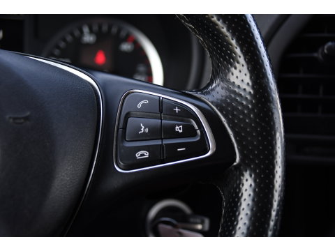 Mercedes-Benz Vito 116 CDI L2 AMG Edition Camera, Cruise, LED, 164pk, Stoelverwarming, Trekhaak, Automaat, Standkachel, Airco, Uniek!
