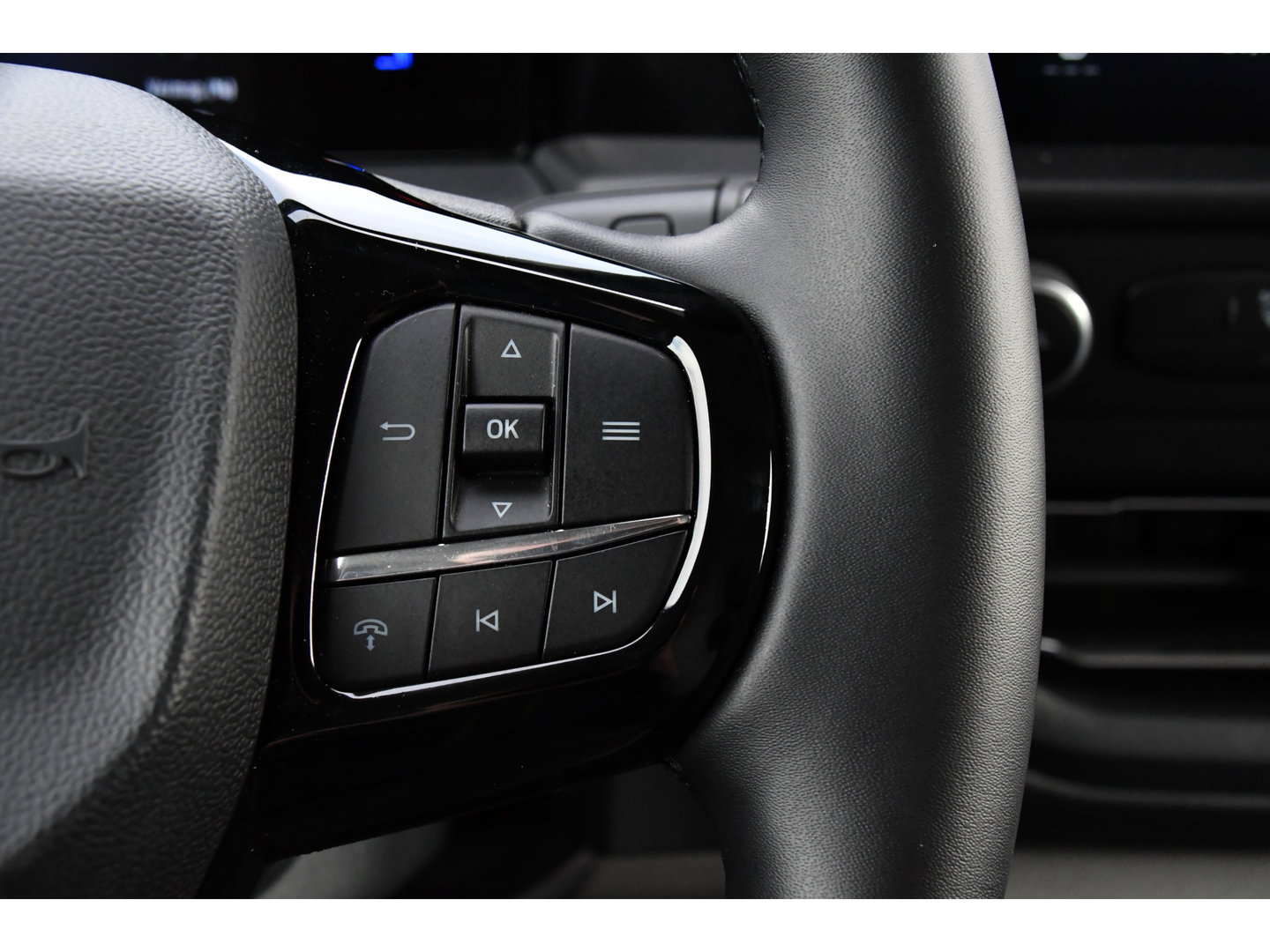 Ford E-Transit Custom 340 L2H1 Limited 65 kWh Virtual, Adaptieve Cruise, Camera, Carplay, Stoelverwarming, LED, 218pk, NAVI, Uniek!