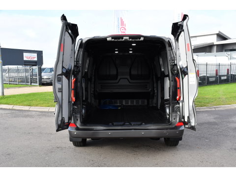 Ford E-Transit Custom 340 L2H1 Limited 65 kWh Virtual, Adaptieve Cruise, Camera, Carplay, Stoelverwarming, LED, 218pk, NAVI, Uniek!