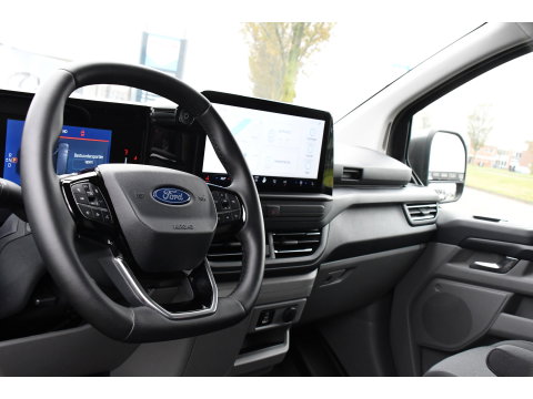 Ford E-Transit Cust. 340 L2H1 Limited 65 kWh PB Edition Virtual, Adaptieve Cruise, Camera, Carplay, Stoelverwarming, LED, 218pk, NAVI, Uniek!