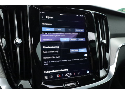 Volvo V60 2.0 T6 Plug-in hybrid AWD Plus Bright | Long Range | Pano-dak | Trekhaak | Sport stoelen | H&K Audio | 360 cam | AcC