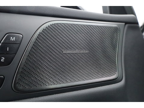 Volvo V60 2.0 T6 Plug-in hybrid AWD Plus Bright | Long Range | Pano-dak | Trekhaak | Sport stoelen | H&K Audio | 360 cam | AcC