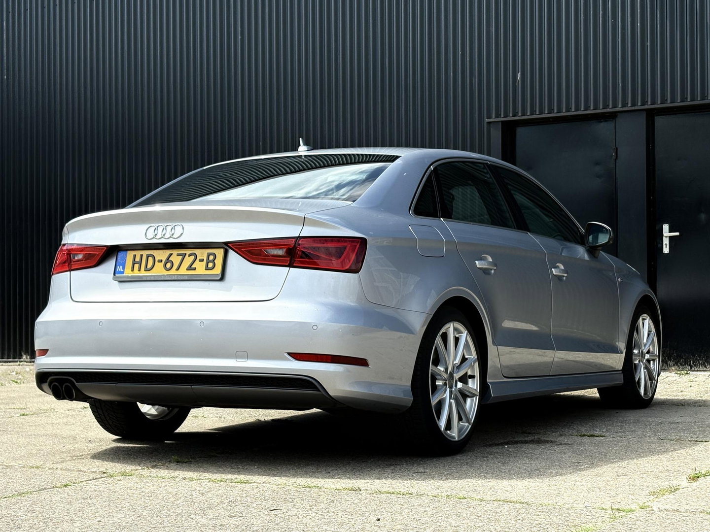 Audi A3 Limousine 1.4 TFSI | LMV | 150PK | TREKHAAK | LED | CRUISE | CLIMATE | 3x S LINE | CoD AMBITION PRO LINE S |
