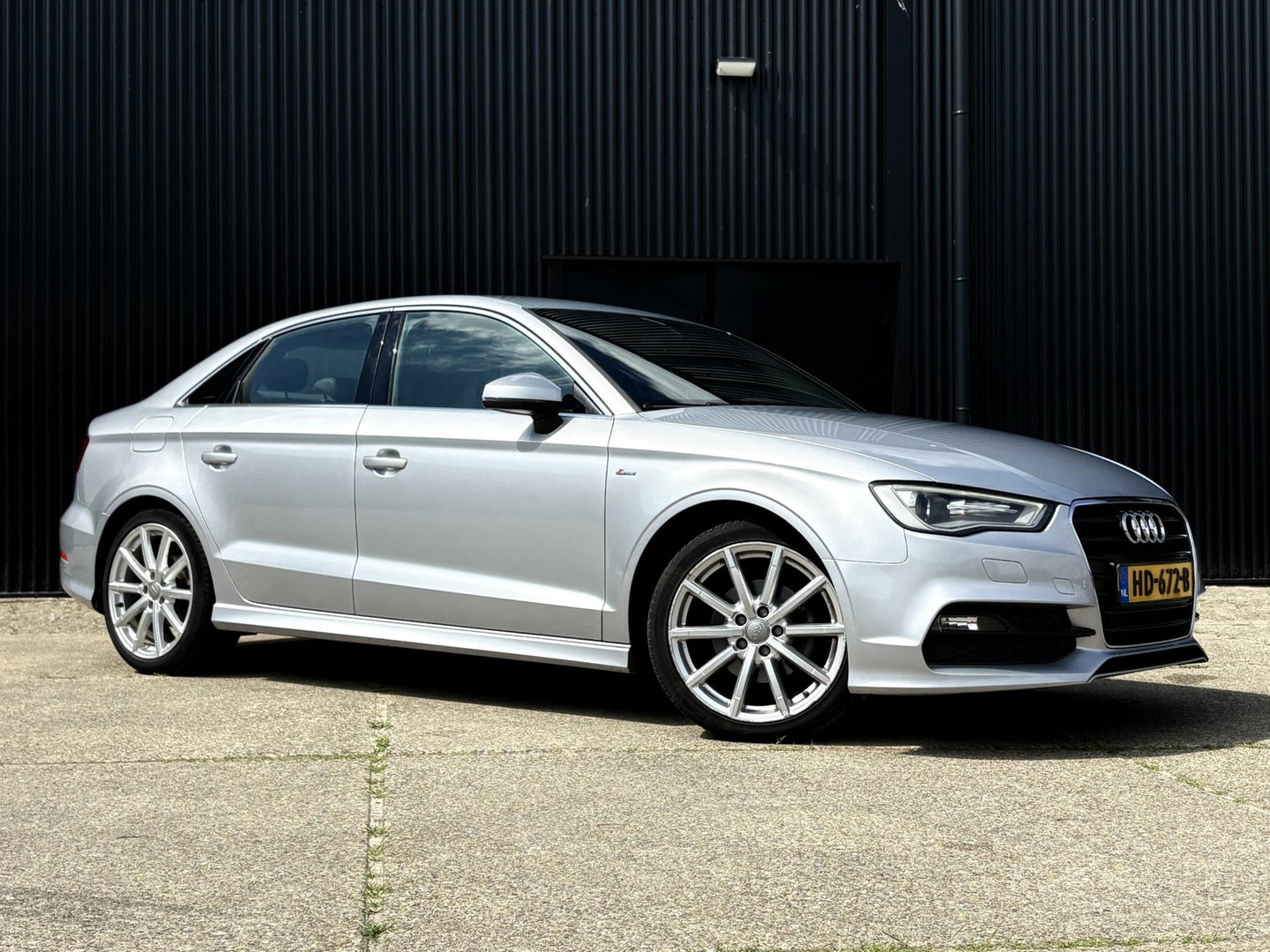 Audi A3 Limousine 1.4 TFSI | LMV | 150PK | TREKHAAK | LED | CRUISE | CLIMATE | 3x S LINE | CoD AMBITION PRO LINE S |