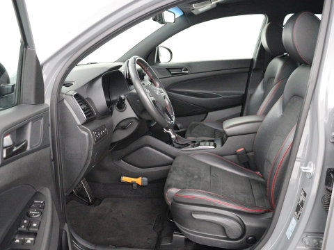 Hyundai Tucson 1.6 T-GDI Comfort N-Line | Trekhaak | 360 camera | Adaptive cruise | Carplay | Leder/alcantara | Stoelverwarming | Climate control | Full LED | Park assist |