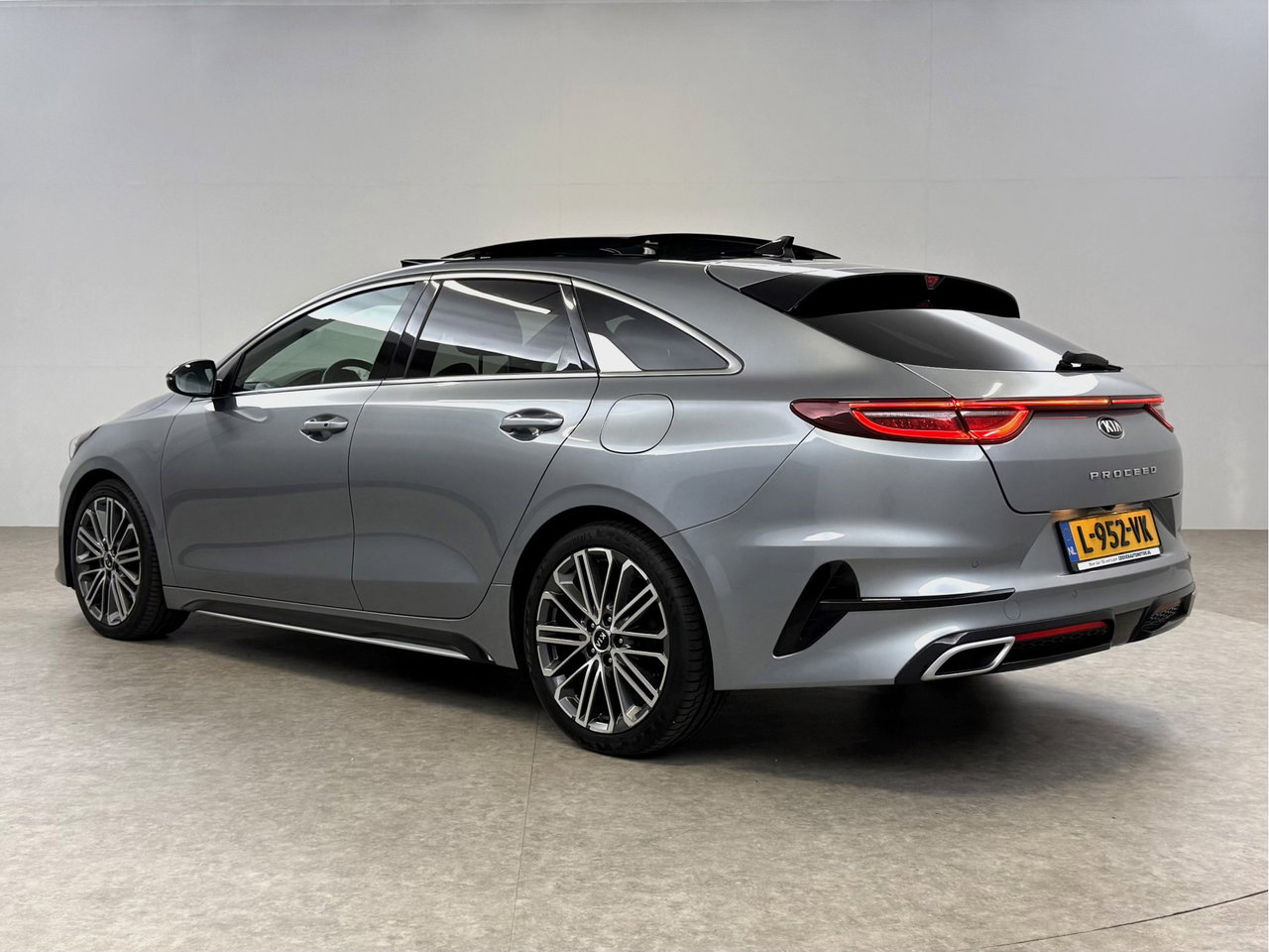 Kia ProCeed