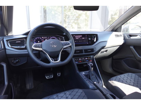 Volkswagen Taigo 1.5 TSI R-Line Business PANO KEYLESS CAM