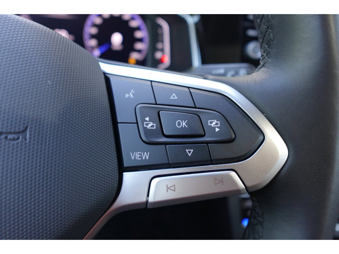 Volkswagen Taigo 1.5 TSI R-Line Business PANO KEYLESS CAM
