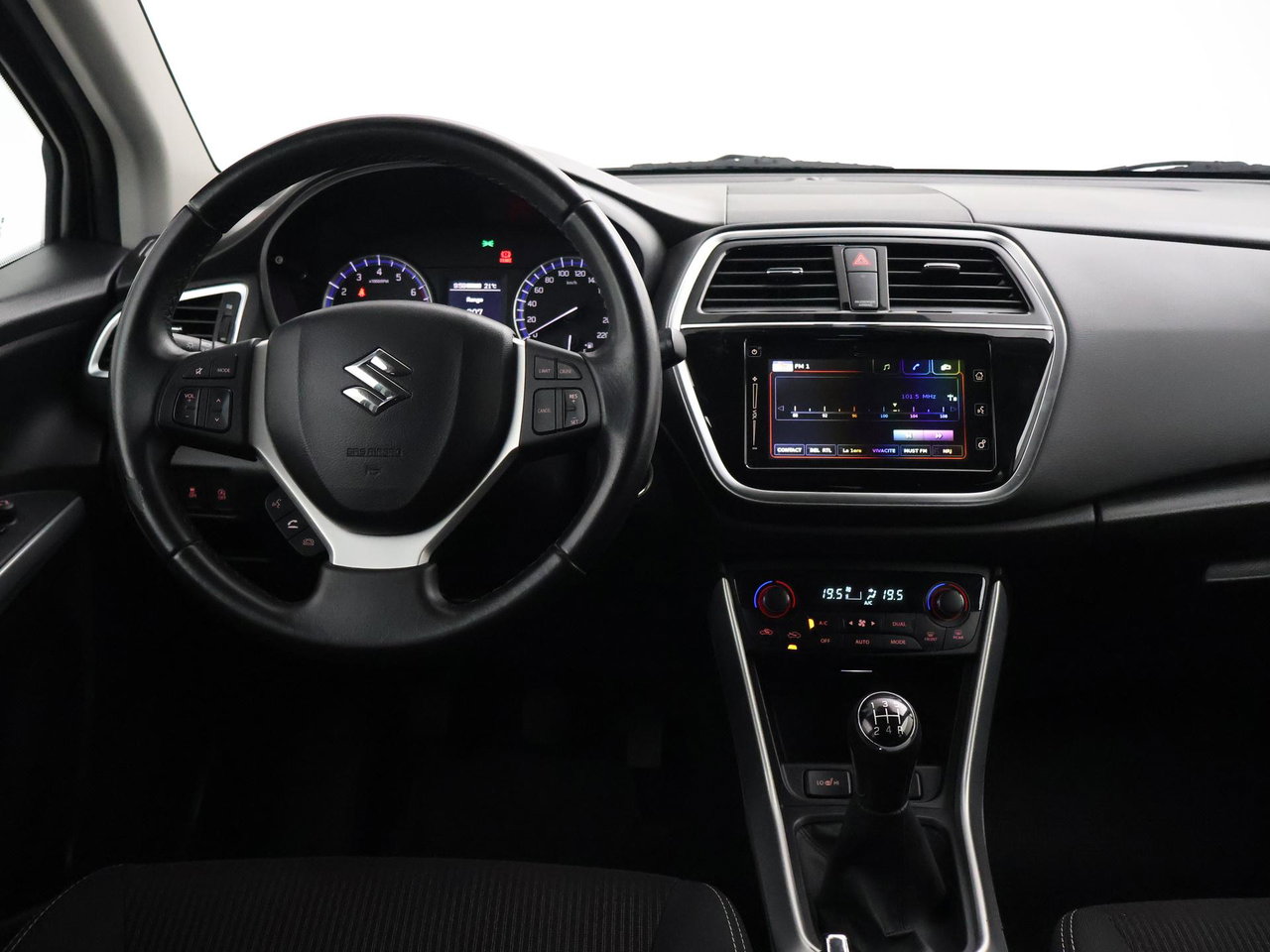Suzuki S-Cross