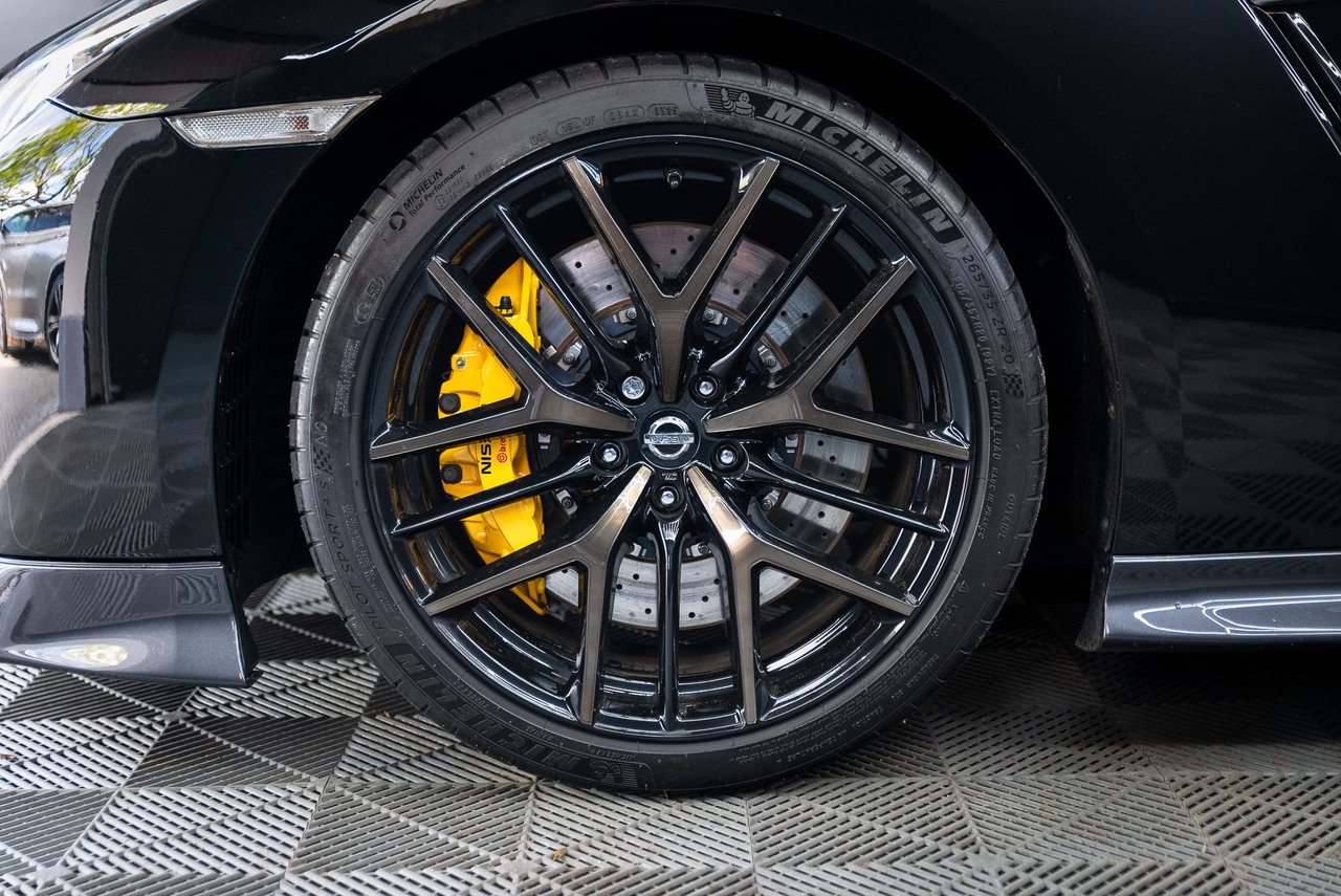 Nissan GT-R