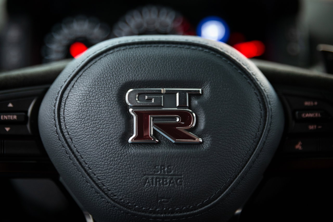 Nissan GT-R