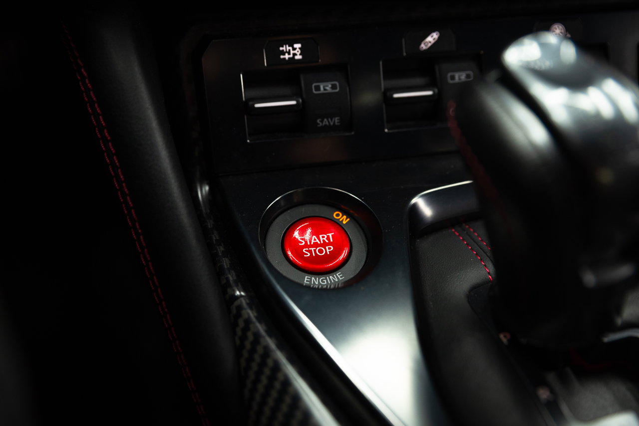 Nissan GT-R