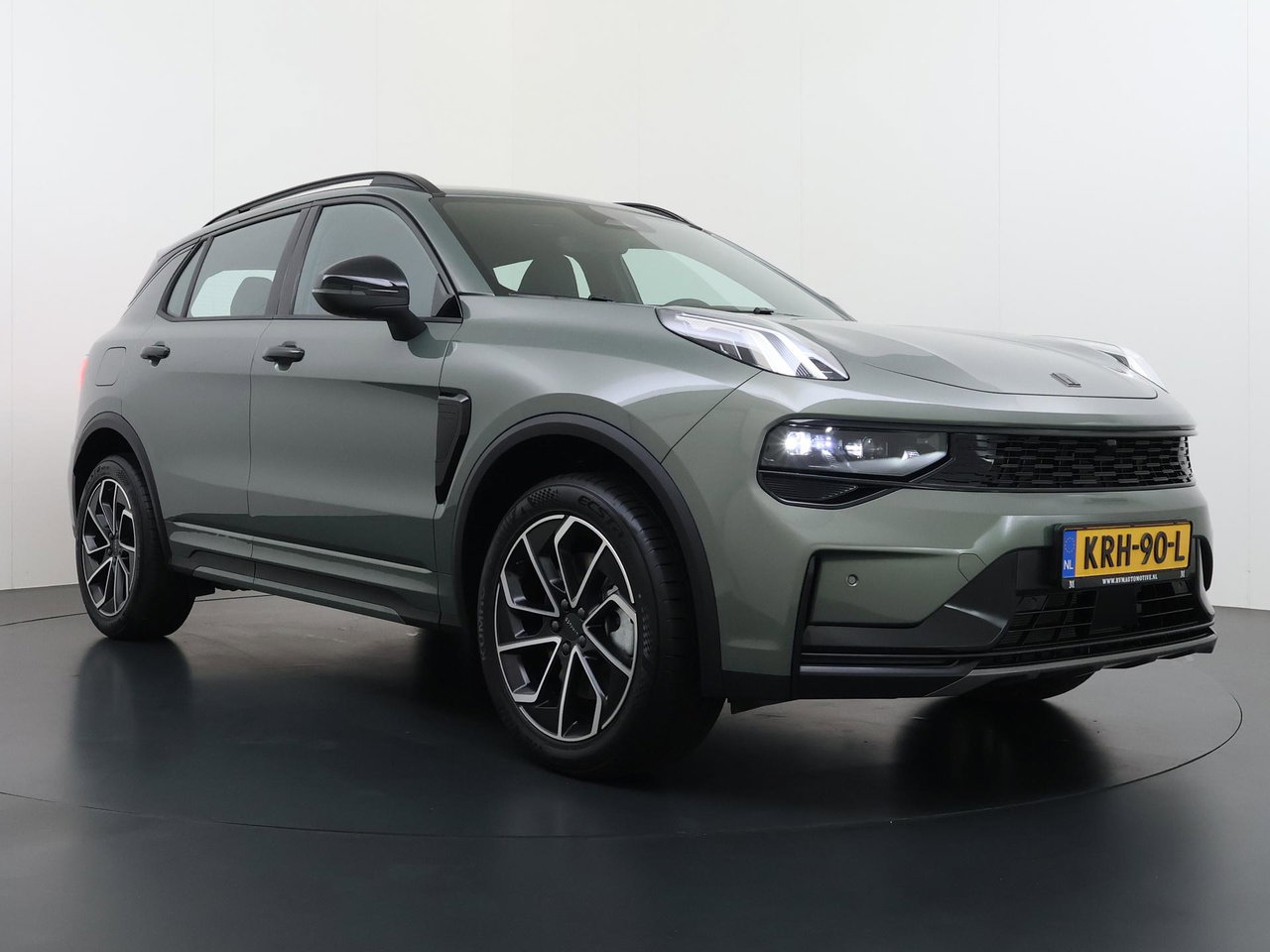 Lynk & Co 01