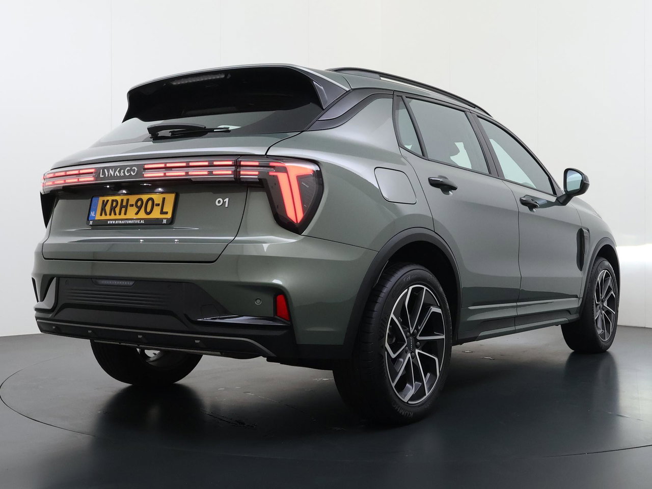 Lynk & Co 01
