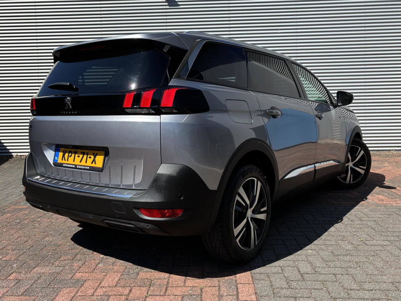 Peugeot 5008
