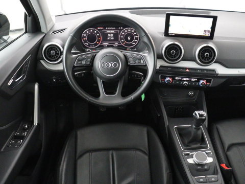 Audi Q2 30 TFSI Advanced edition | Panoramadak | Leder | Virtual Dashboard | Stoelverwarming | Climate control | Camera | Park assist | Cruise control | Navigatie |