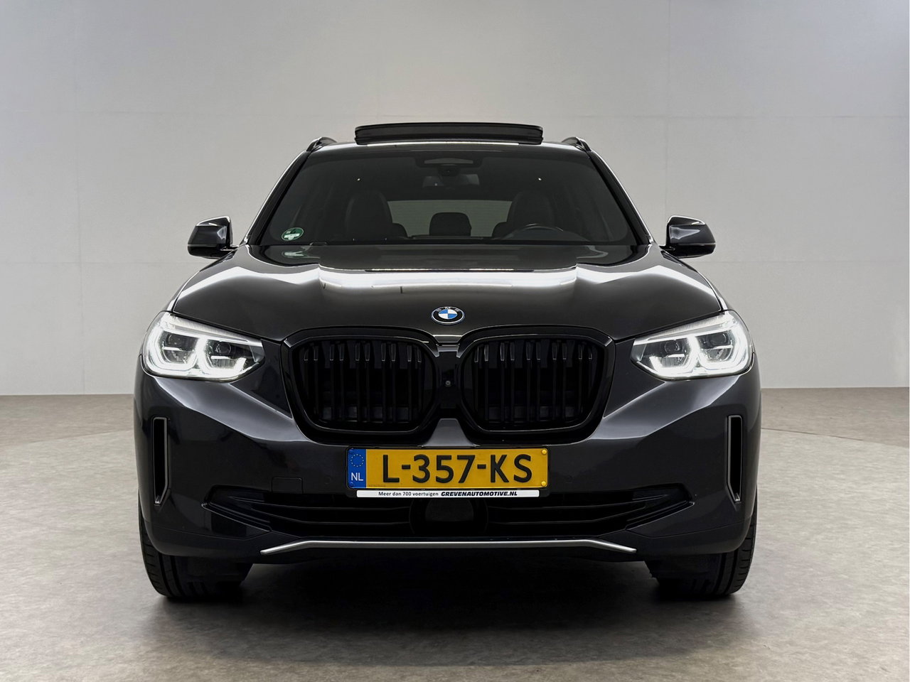 BMW iX3