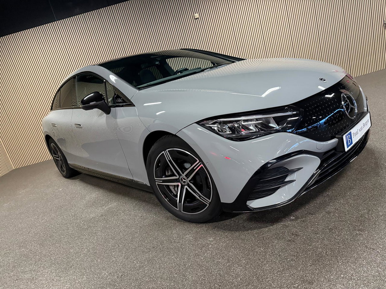 Mercedes-Benz EQE
