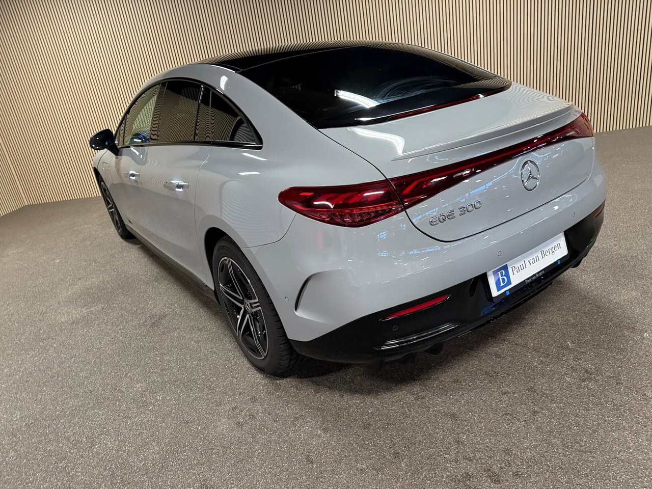 Mercedes-Benz EQE