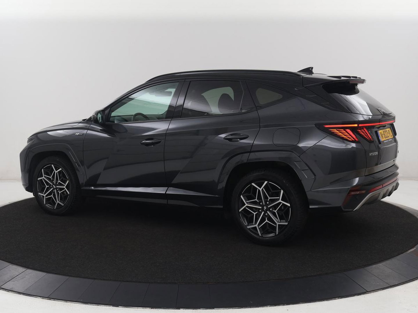 Hyundai Tucson 1.6 T-GDI HEV N Line | Leder/alcantara | Stoelkoeling | Stuur/stoel verwarming | Adaptive cruise | 360 camera | Carplay | Krell sound | Full LED |
