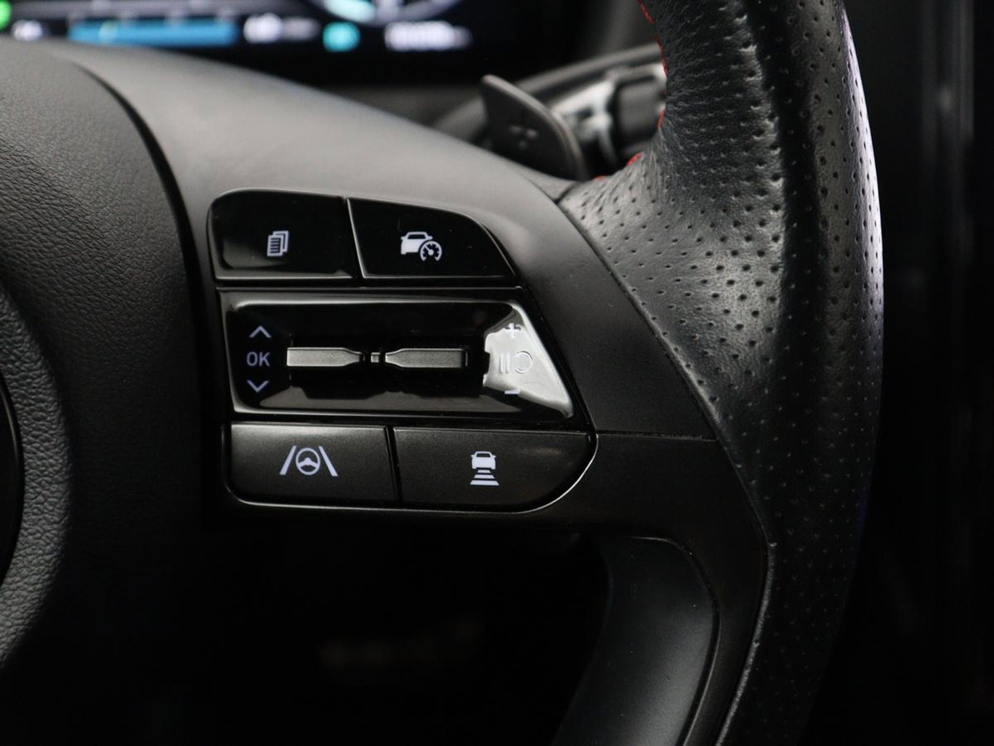 Hyundai Tucson 1.6 T-GDI HEV N Line | Leder/alcantara | Stoelkoeling | Stuur/stoel verwarming | Adaptive cruise | 360 camera | Carplay | Krell sound | Full LED |