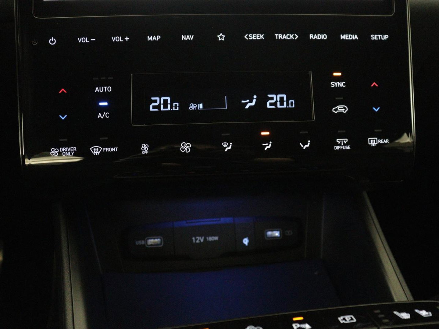 Hyundai Tucson 1.6 T-GDI HEV N Line | Leder/alcantara | Stoelkoeling | Stuur/stoel verwarming | Adaptive cruise | 360 camera | Carplay | Krell sound | Full LED |