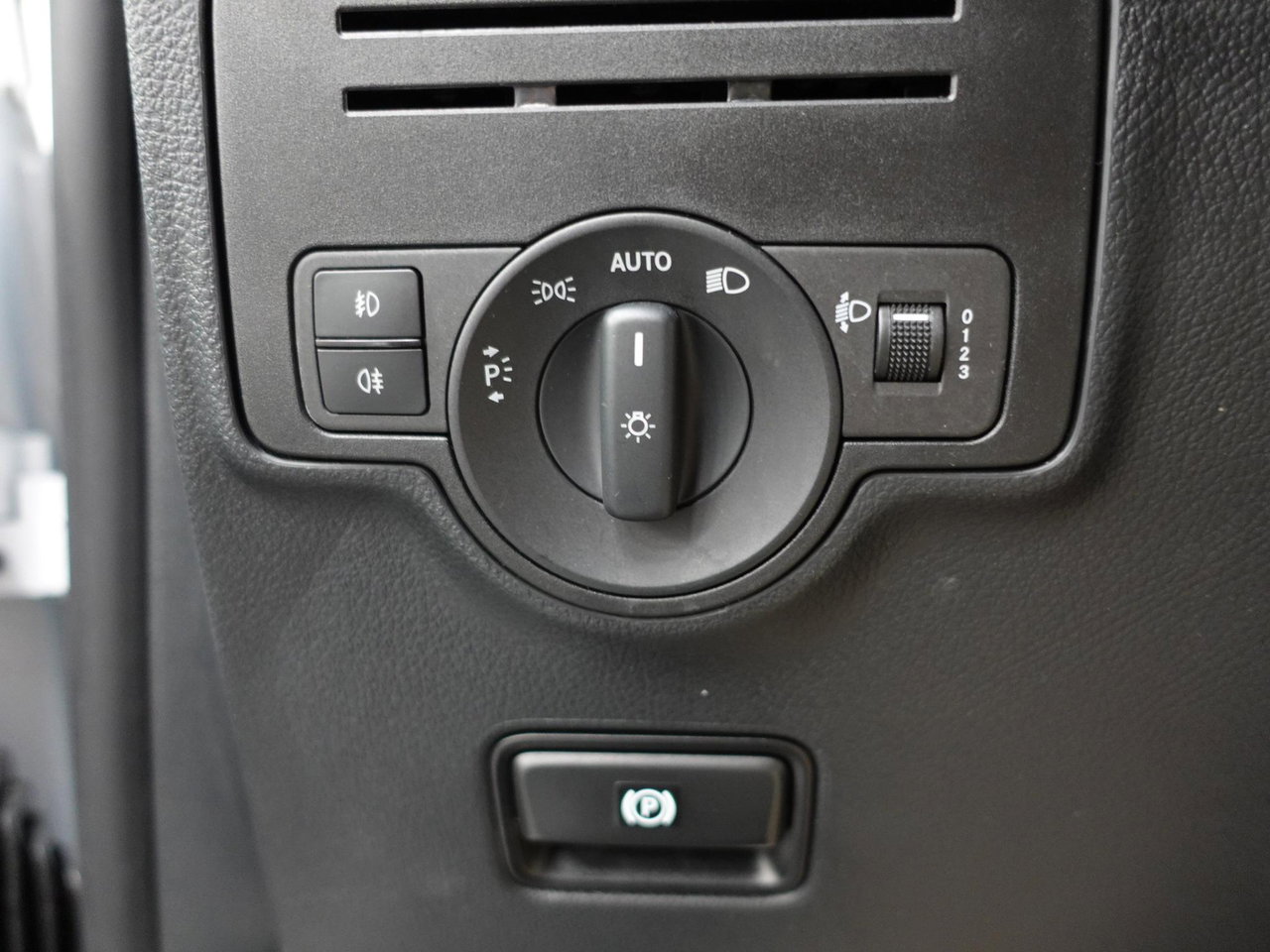 Mercedes-Benz eVito