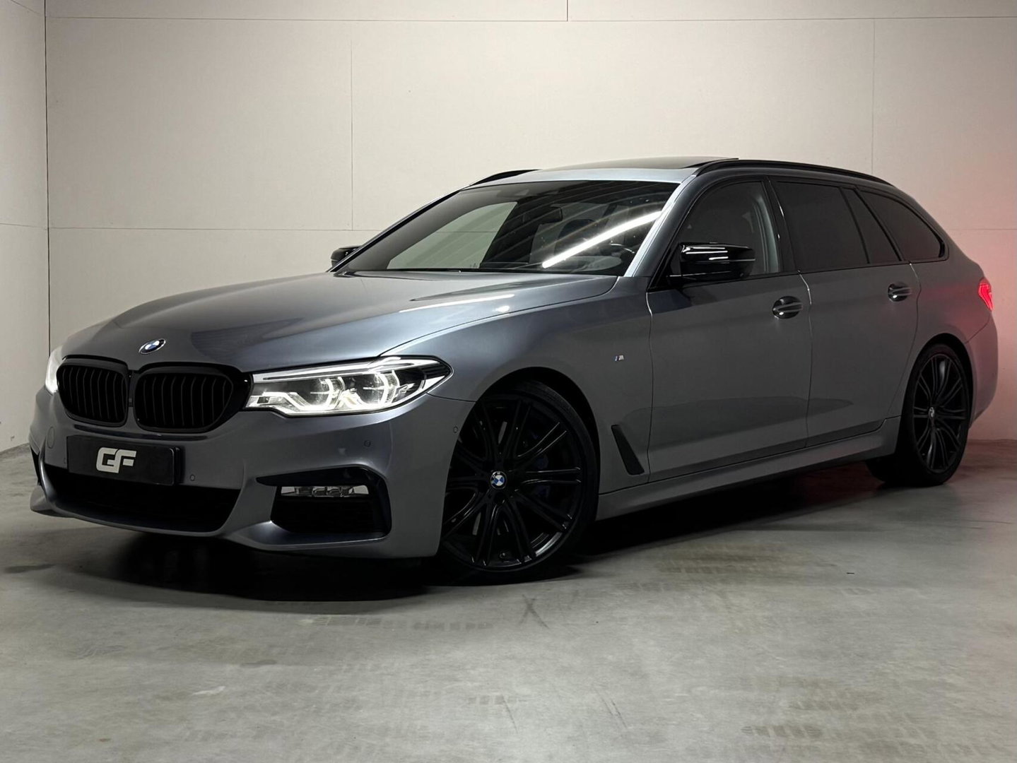 BMW 5 Serie Touring 540i xDrive M-Sport Pano H/K 360º Sfeer Luchtv.