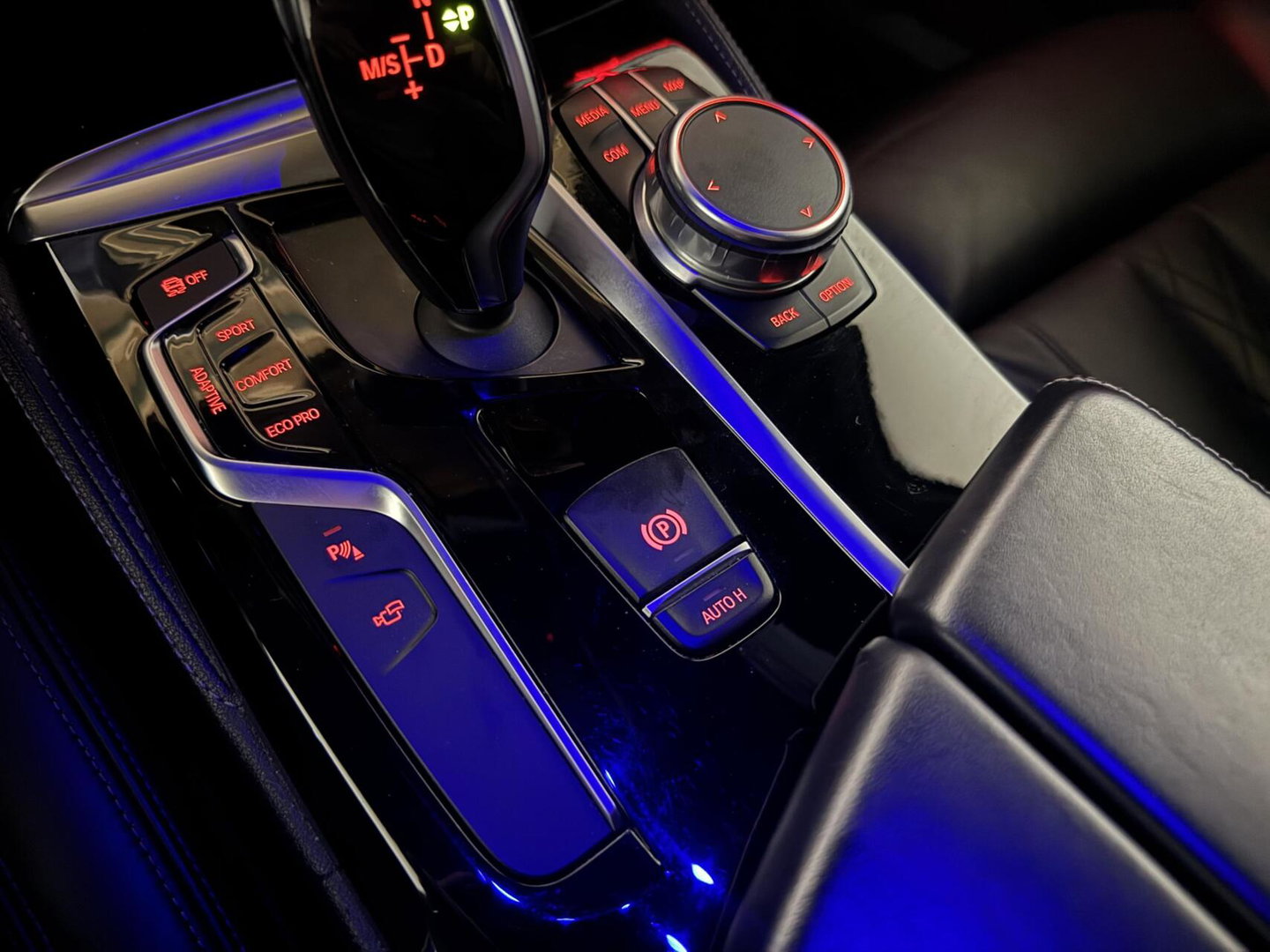 BMW 5 Serie Touring 540i xDrive M-Sport Pano H/K 360º Sfeer Luchtv.